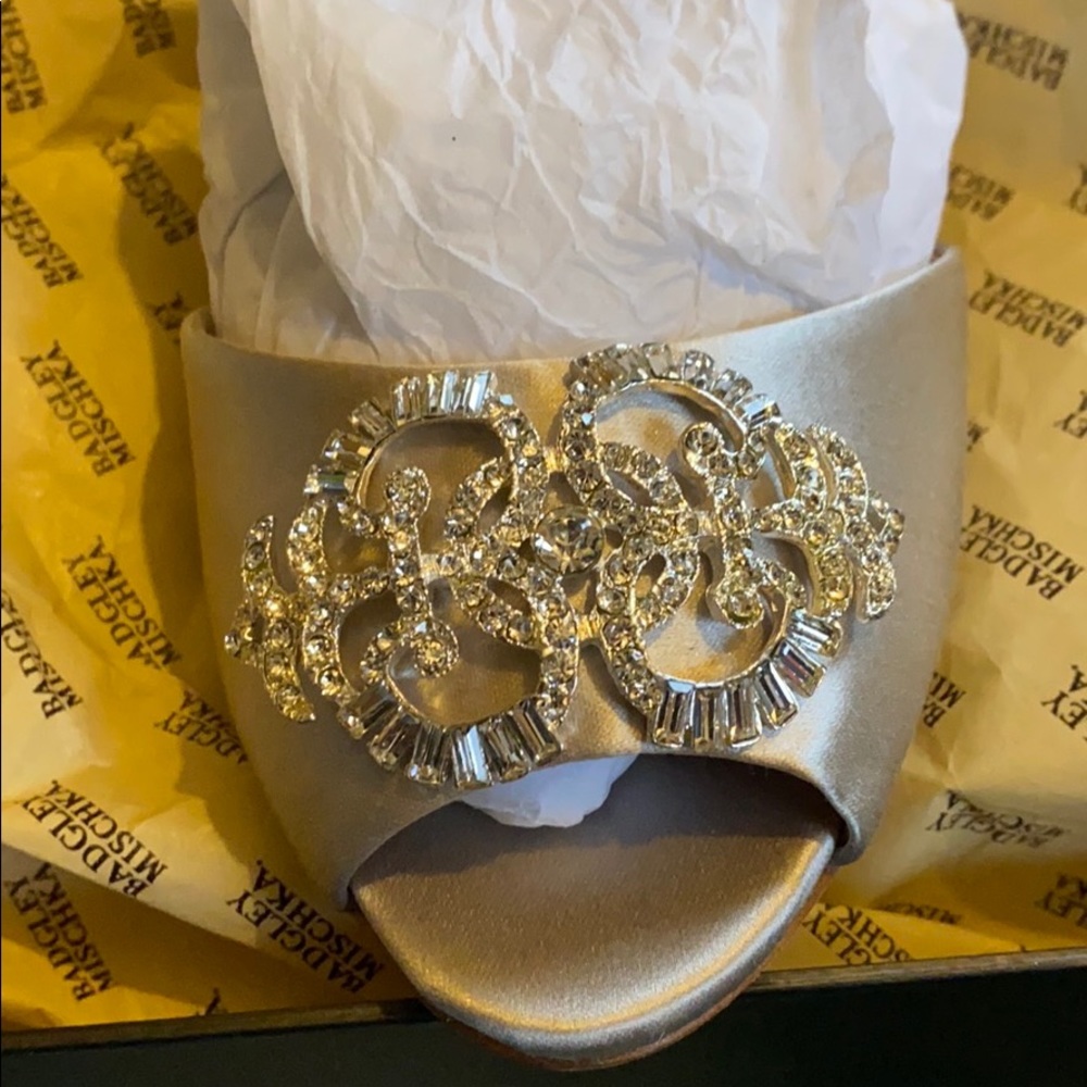 Badgley Mischka Embellished Wedding shoes sz 6 NEW - Picture 3 of 6